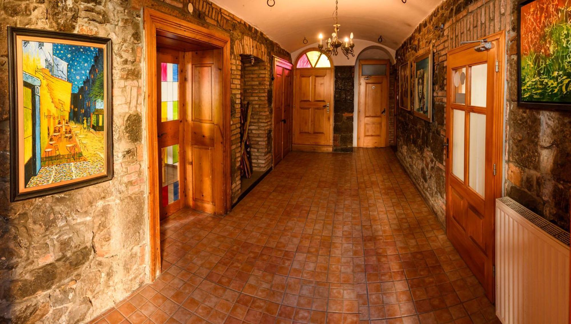 Laas Art Gallery Stari Trg pri Lozu Bagian luar foto
